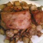 Pečena teletina i  svinjetina sa krompirima i šampinjonima